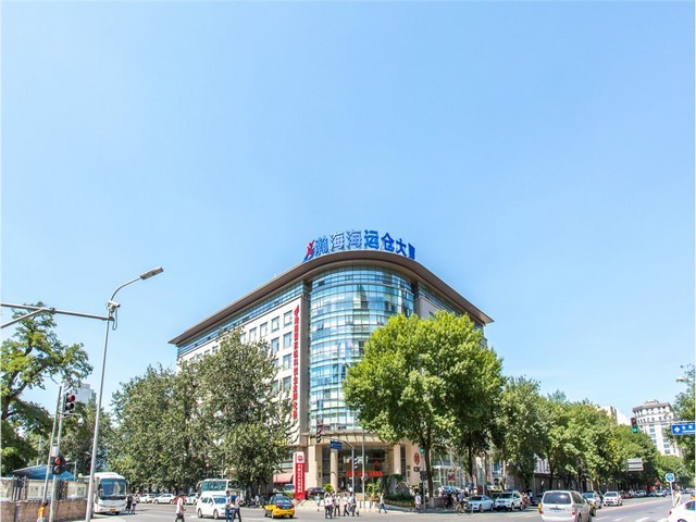 卧式注塑机漏料怎么改善